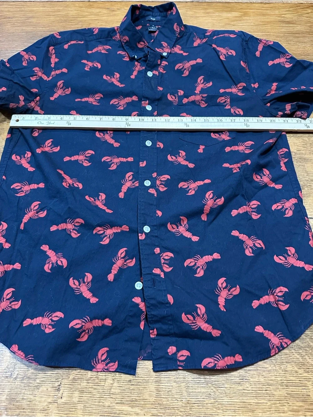 J. Crew Navy Short-Sleeve Button-Up with Red Lobster Print sz large coastal